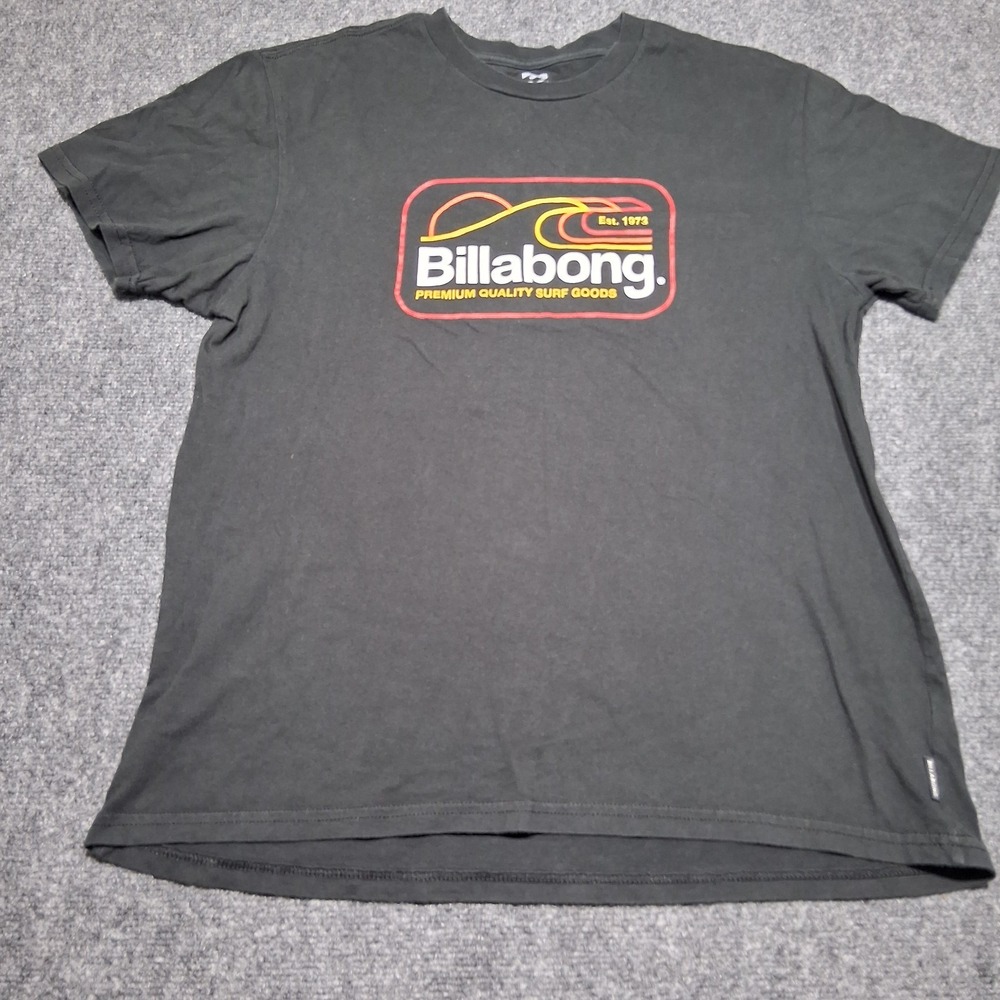Billabong Surfer Premium Tee Man Size Medium‎ Color Dark Brown Colorful Logo